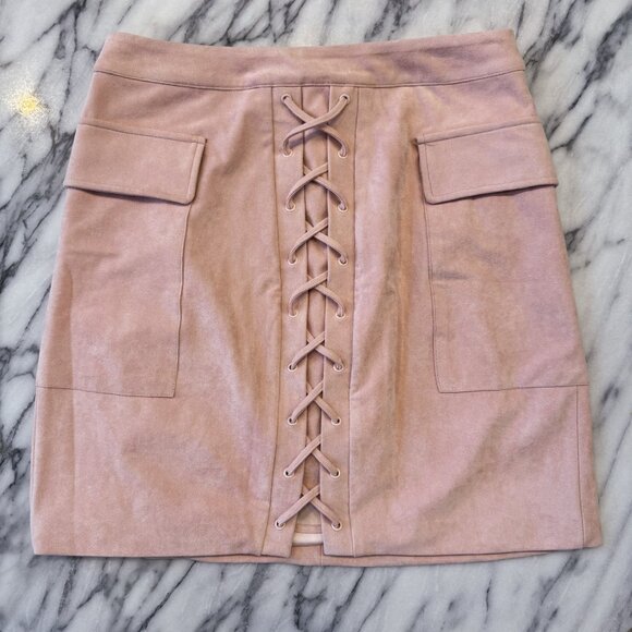 NWT Mistress Rocks Light Pink Suede Lace Up Mini Skirt Size M with Pockets - Picture 6 of 13